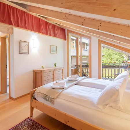 Apartment Stella Duplex Penthouse Wengen